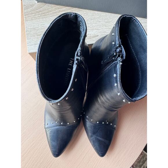 The Limited Trixa Black Studded Ankle Boots - Size 7M New With Box - Picture 4 of 9